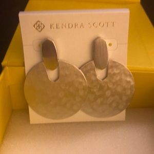 Kendra scott earrings